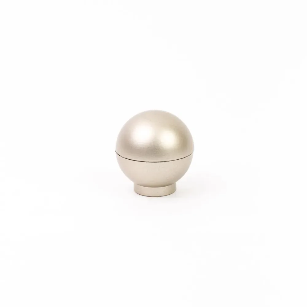 Plastic furniture knob