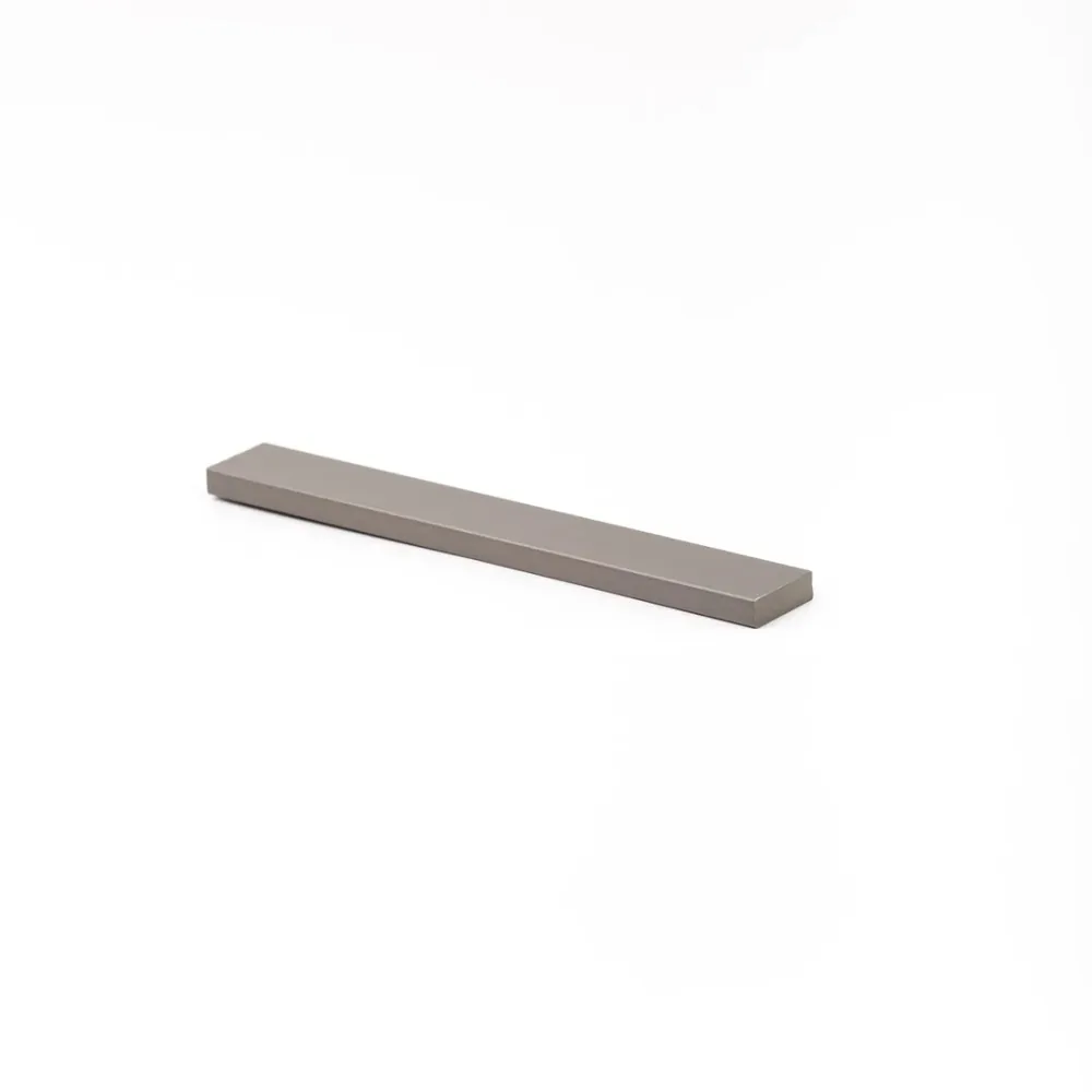 Plastic profile handle